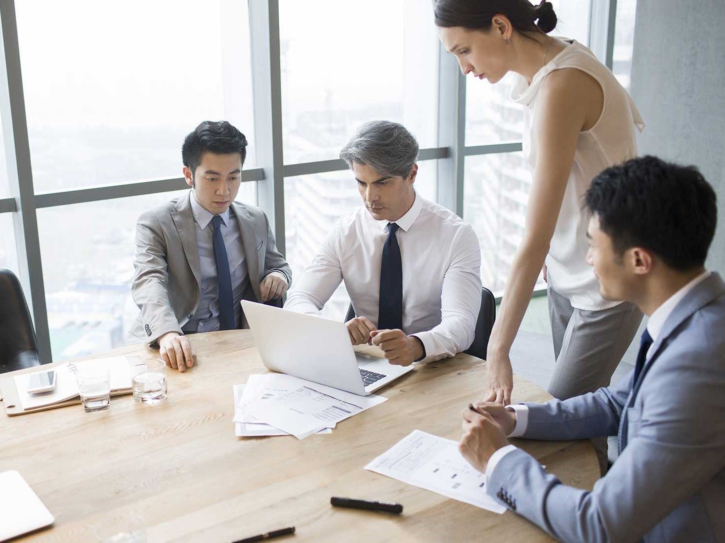 https://Rongttai.com/wp-content/uploads/2024/06/1687073033_en-idei-club-p-china-office-workers-dizain-57.jpg
